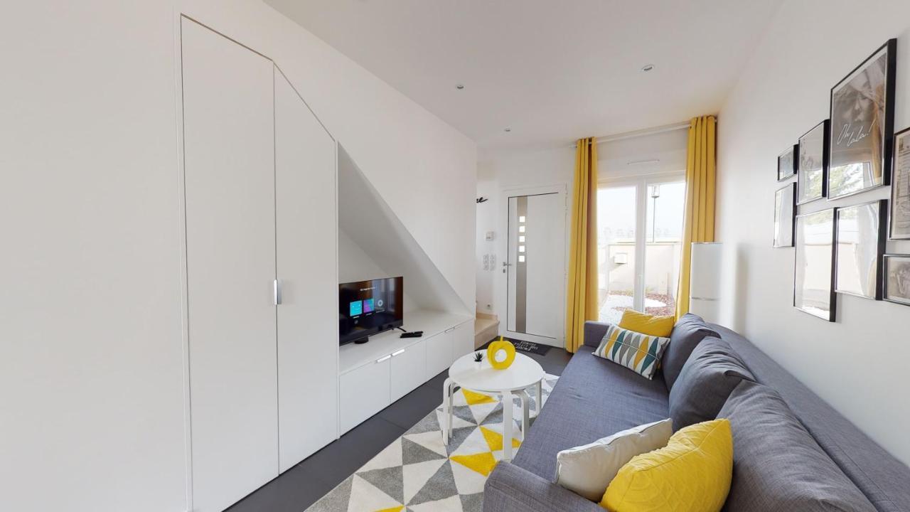 Paris House Villa Villejust Eksteriør billede
